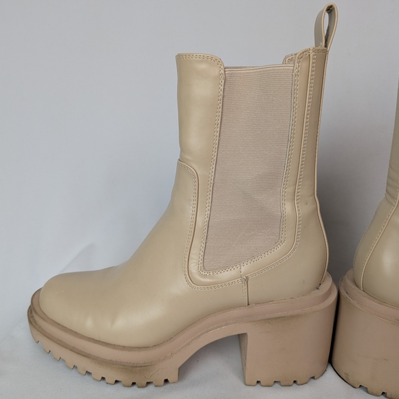 Zara Lug Sole Chelsea Boots Block Heel - Picture 9 of 15